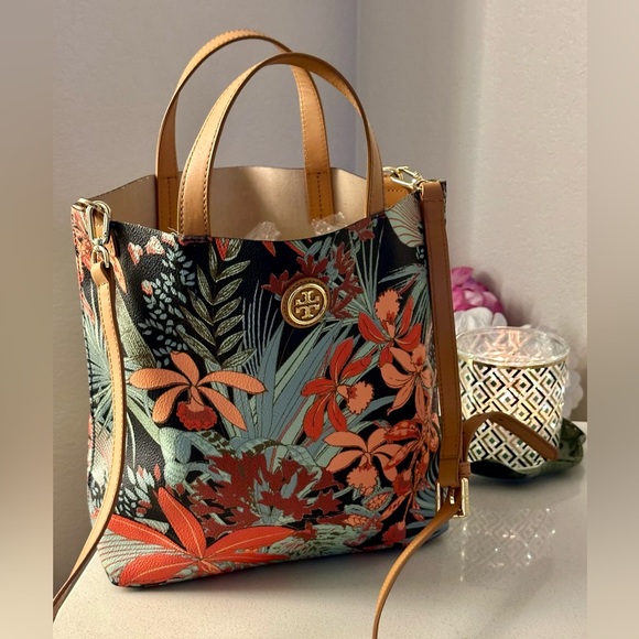 Tory floral crossbody in excellent condition - Picture 2 of 8